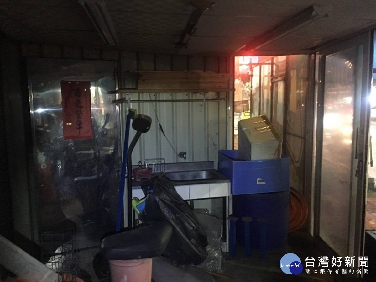 大膽竊嫌三進三出檳榔攤,警方調閱監視器查獲循線逮捕。