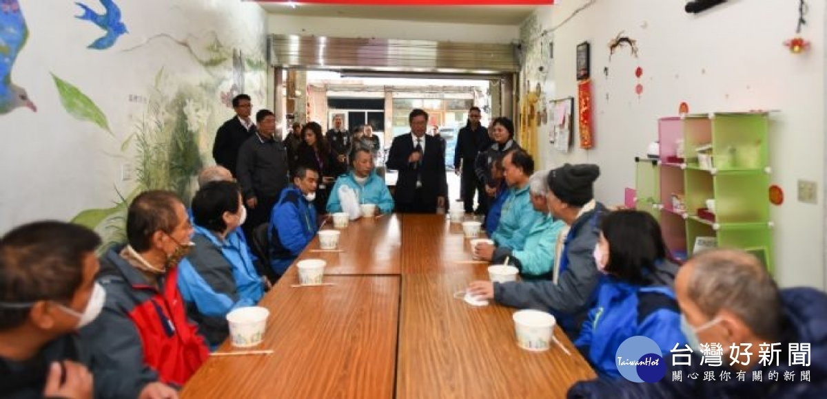鄭市長表示，市府會全力照顧市民朋友