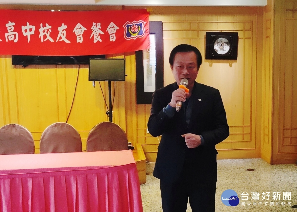 武陵基金會常務董事何良鴻表示，武陵基金會董事長邱奕志對於武陵的付出非常多。