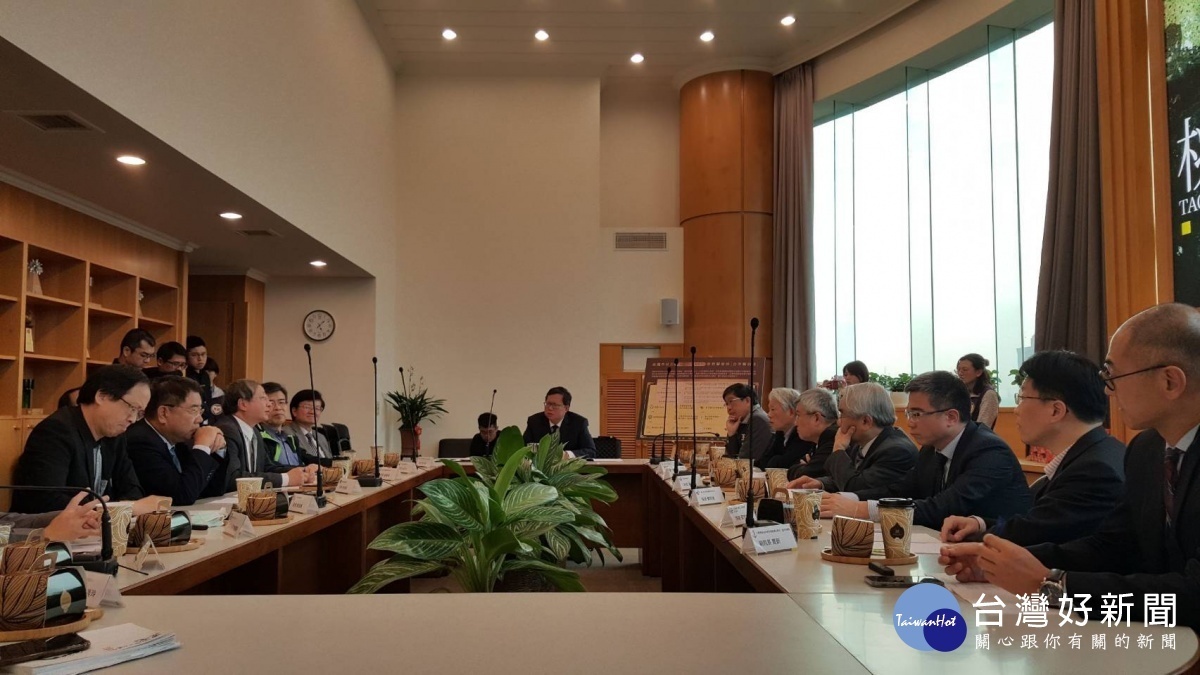 市長致詞表示,將向中央反映醫院防疫意見,讓醫療體系獲得更大的支持