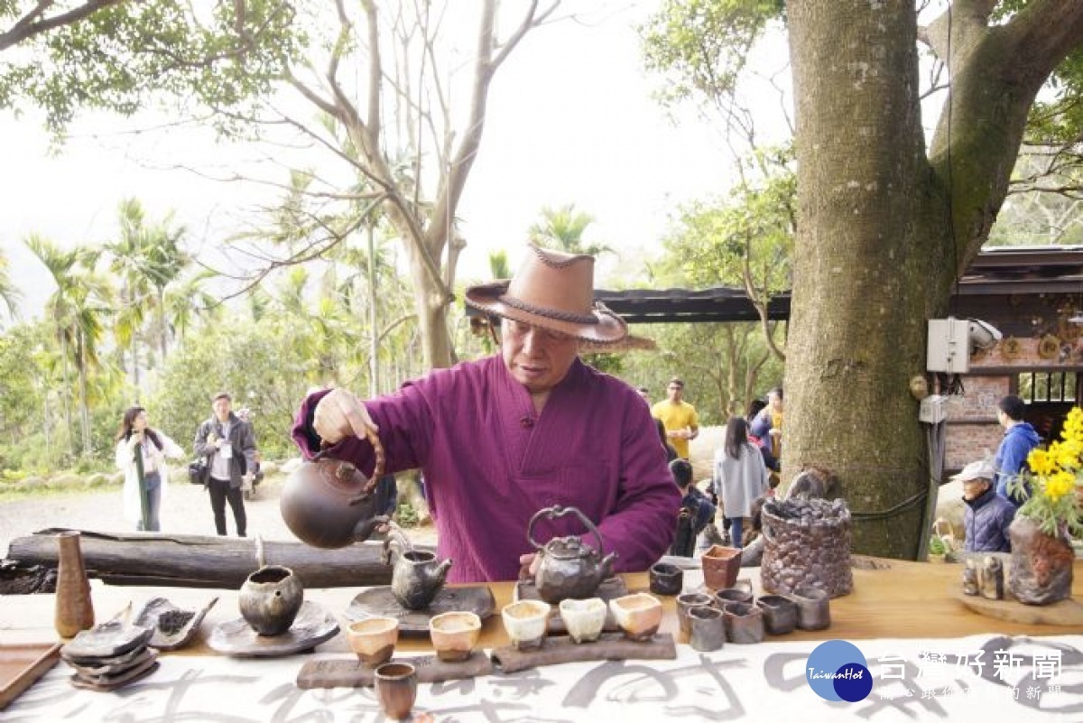 歡迎民眾把握最佳花期來龍潭賞花、喝茶、聽音樂