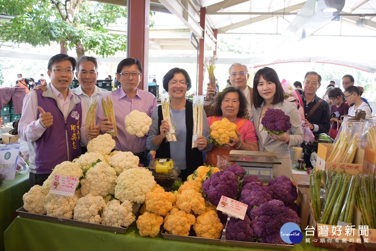 彰化優鮮農產北上行銷，縣長王惠美限時促銷。圖／彰化縣政府提供