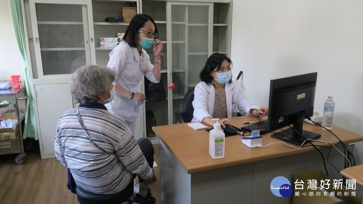 彰化醫院二林門診部即日起開辦一個月的復健義診服務。