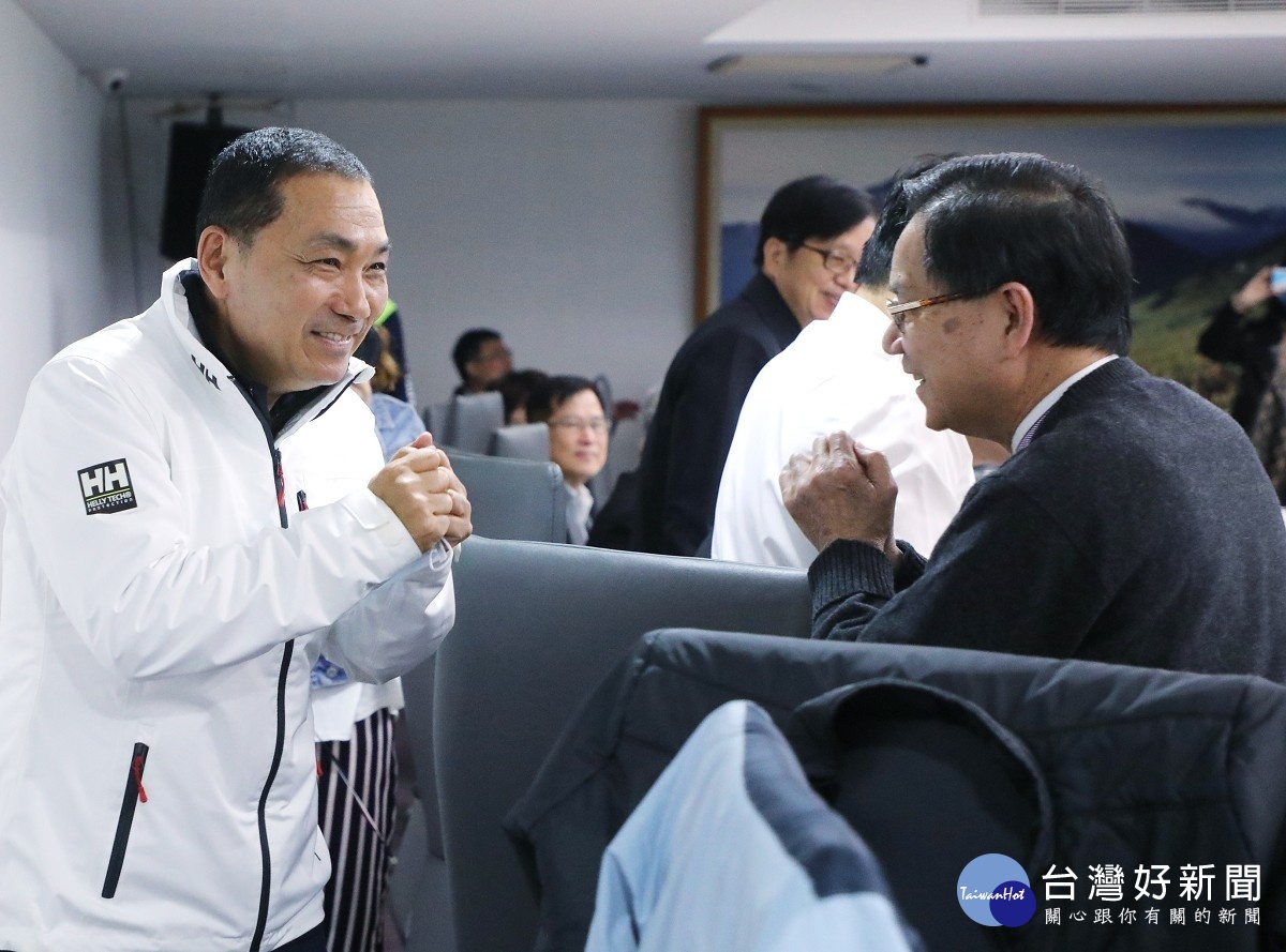 內政部都市計畫委員會109年3月10日審議「新莊、泰山塭仔圳市地重劃」都市計畫案,新北市長侯友宜親自出席會議