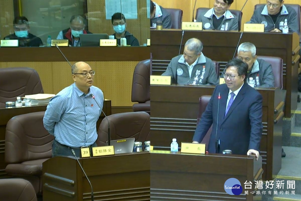 對於桃園市議員劉勝全爭取閣揆的建議，桃園市長鄭文燦笑著沒有回答。