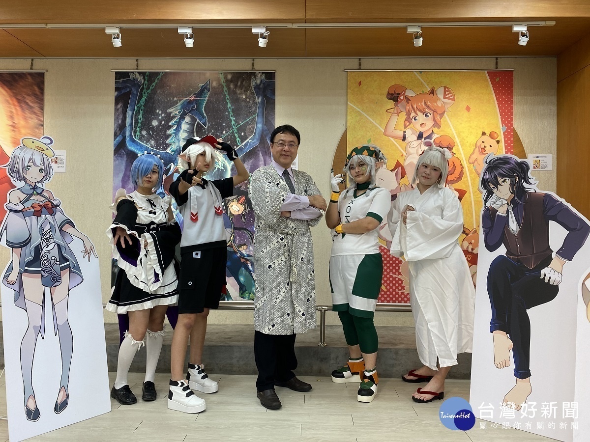 看漫畫不用再偷看 員家臺灣漫畫展瞬間穿越漫畫天地