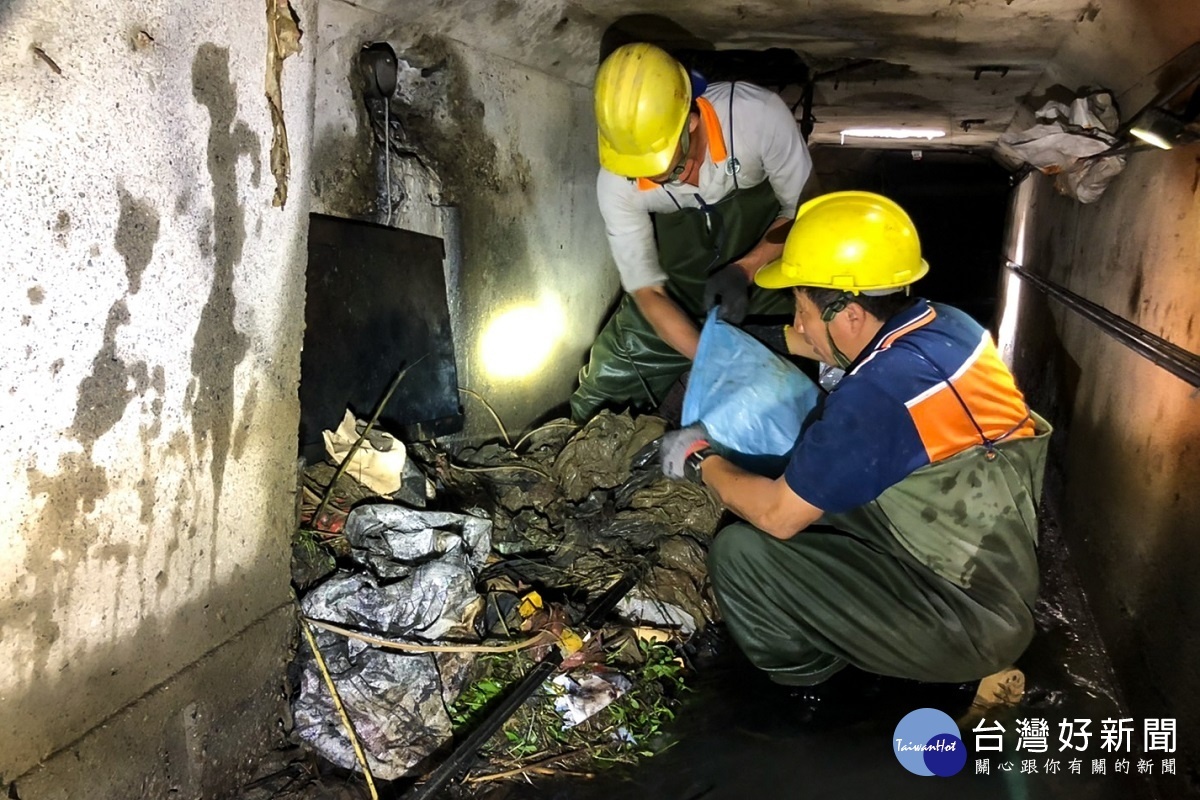 彰化縣啟動下水道清淤作業。