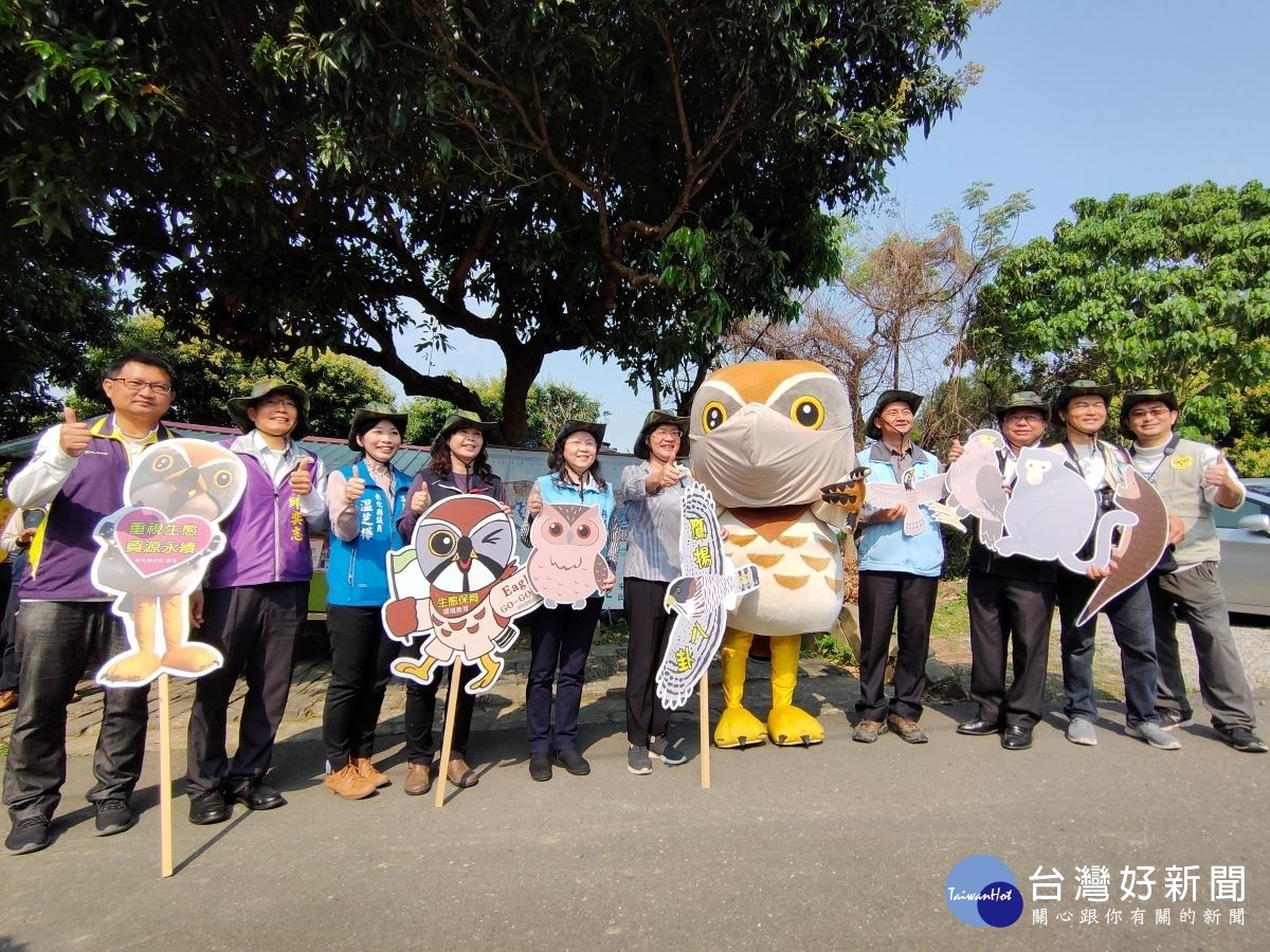 「鷹行千里」卦山生態小旅行由參山處分別與彰化市桃源社區發展協會、秀水鄉金興社區發展協會合作規劃兩條不同路線。圖/記者鄧富珍攝