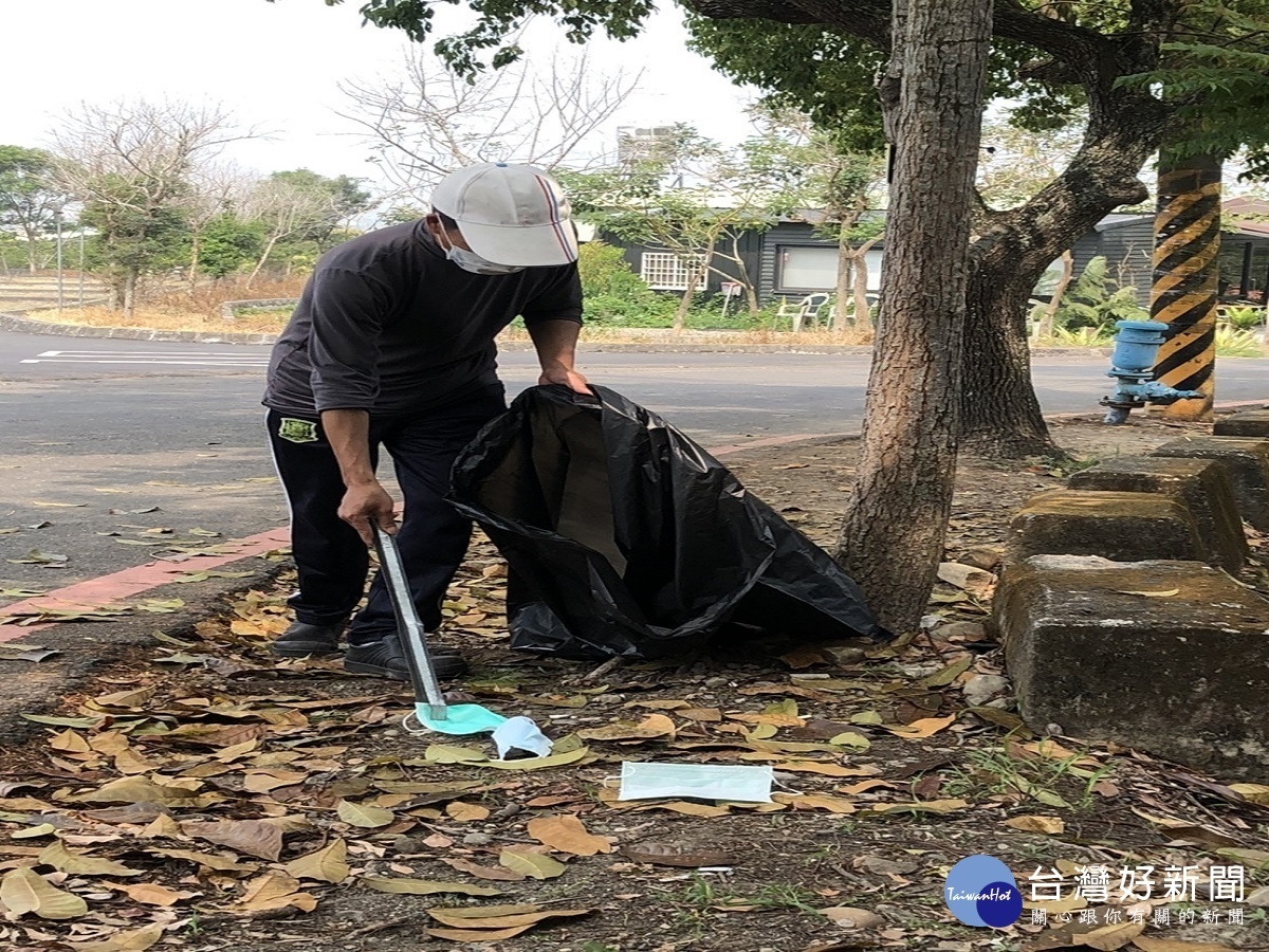 清水岩登山民眾失公德心 登山步道快成口罩步道