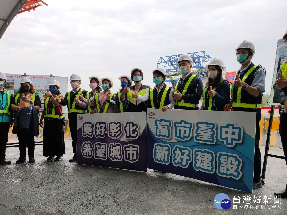 打通縣市生活圈,溪尾大橋延伸路段110年初通車。圖/記者鄧富珍攝