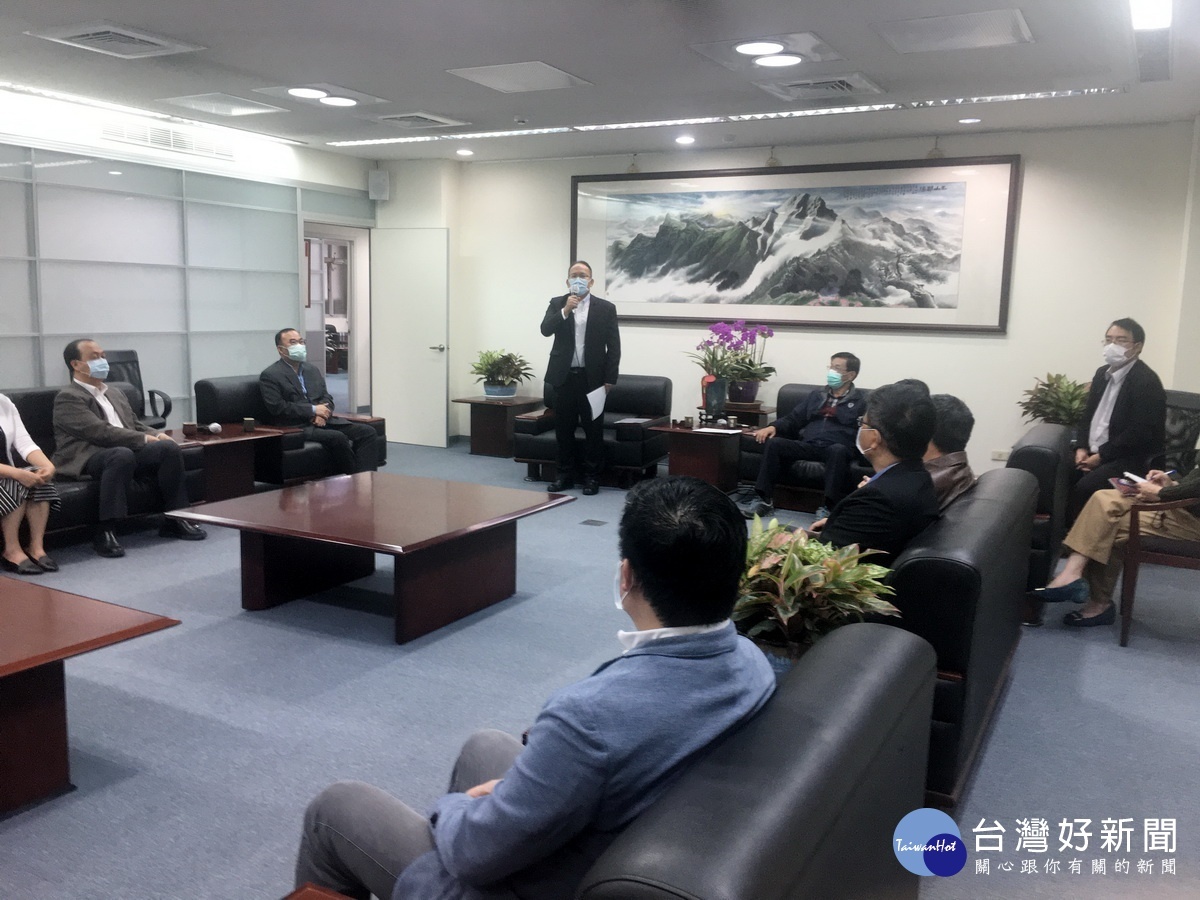 陳志賢表示將持續推動重大建設。(記者扶小萍攝)