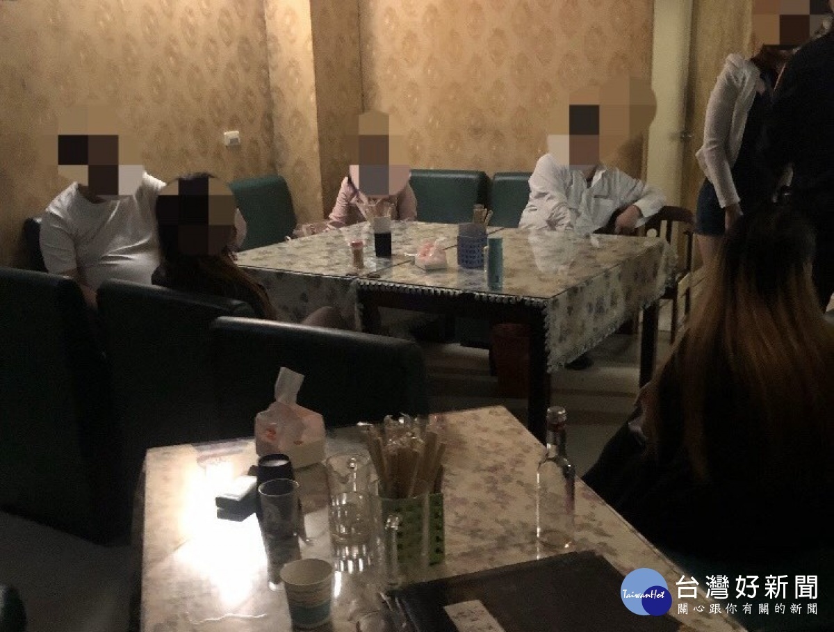 防疫期間桃園無照小吃店違規營業,遭警查獲函報市府裁處
