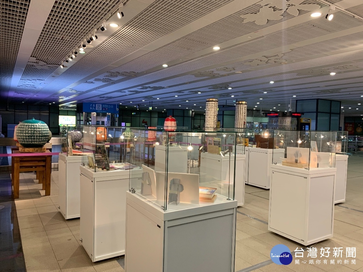 淬鍊-桃園客家貢獻人員特展 4/21桃捷A21環北站雋永登場