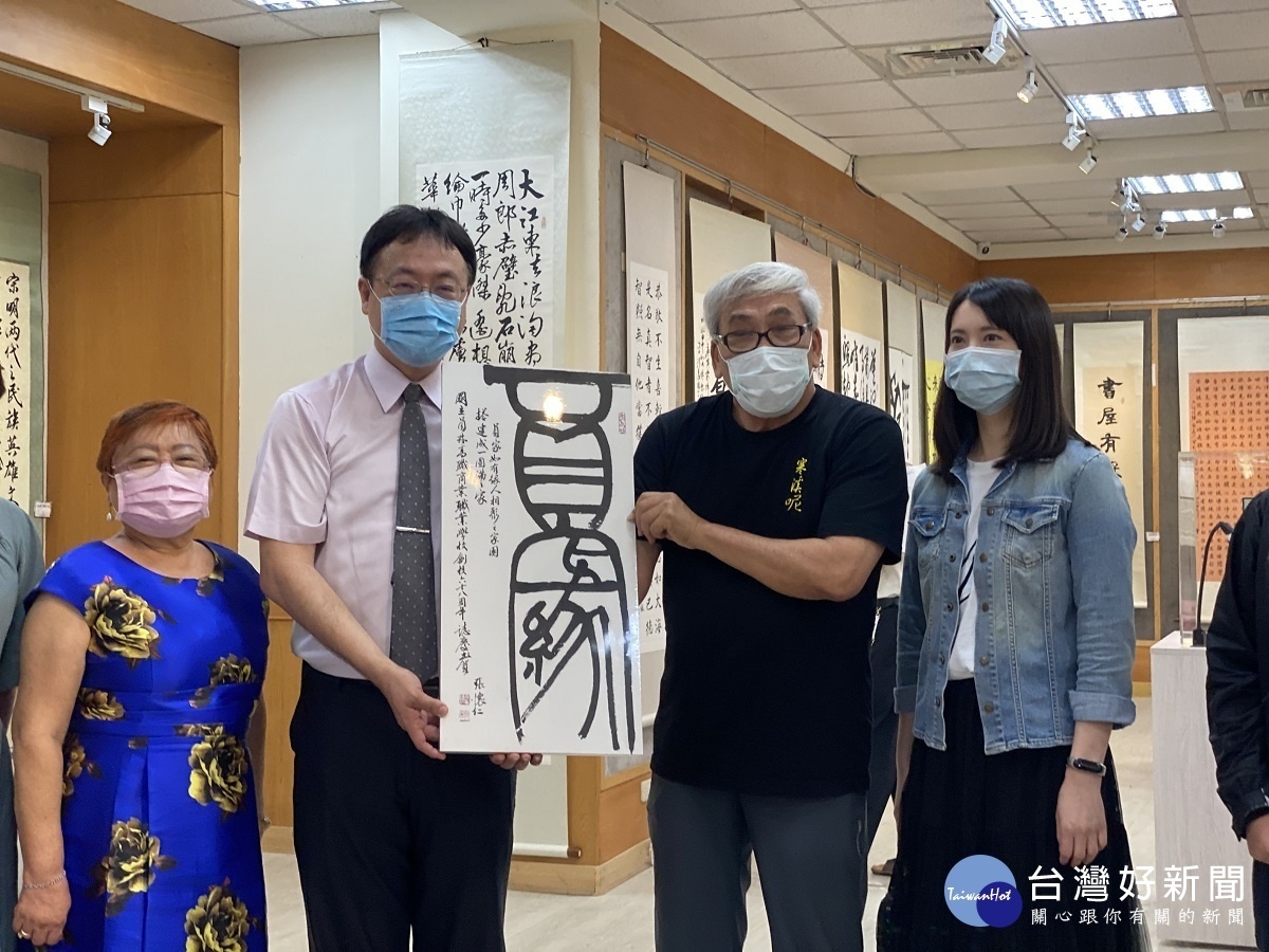 員家菁英輩出才藝多 書畫篆刻聯展有看頭