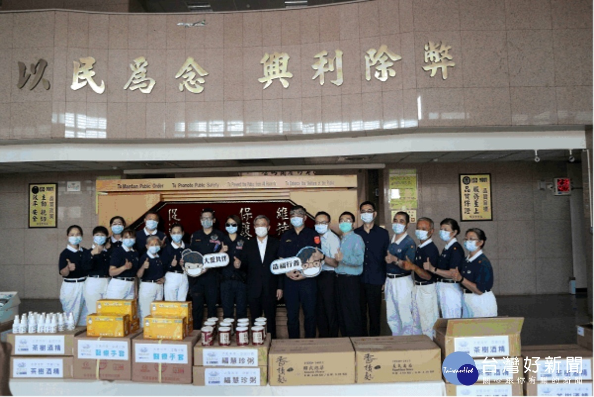 守護國境防疫第一線 慈濟續贈航警防疫裝備