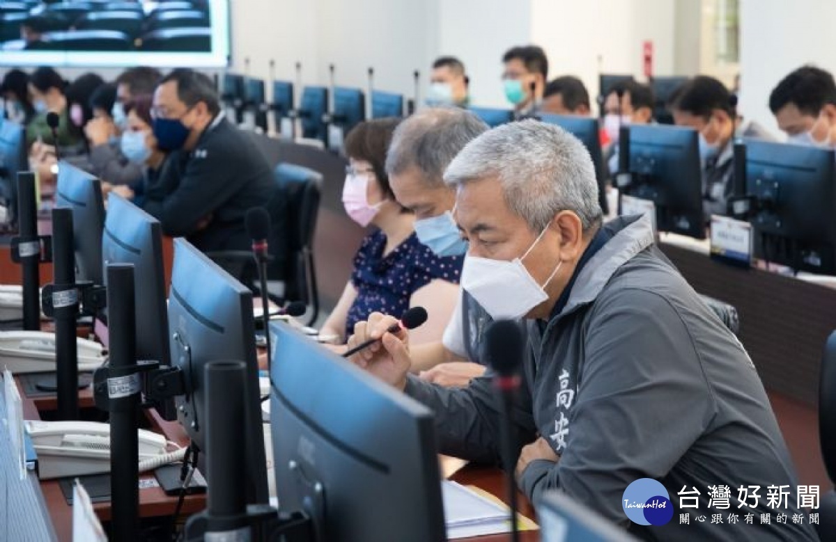 教育局長高安邦表示,加強宣導正確防疫觀念,強化學校及教育相關業者的防疫知能。