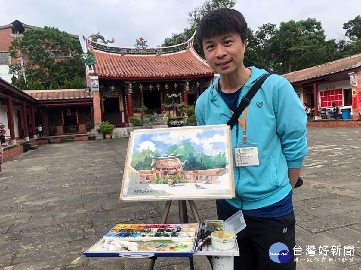 王建傑老師、明新書院和畫作。