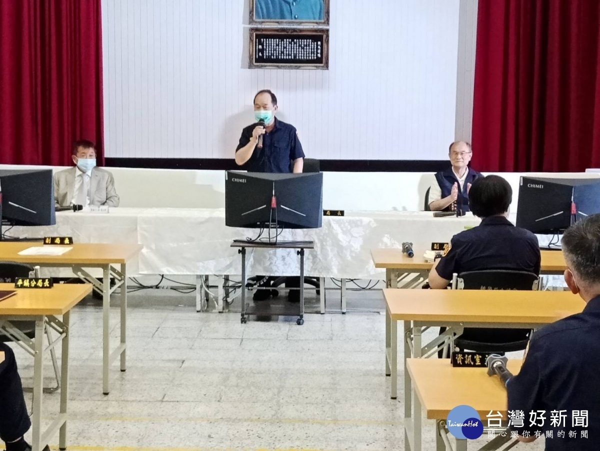 景福宮對於桃園市政府警察局團隊在這次防疫工作的表現高度肯定,特別捐贈50萬元。