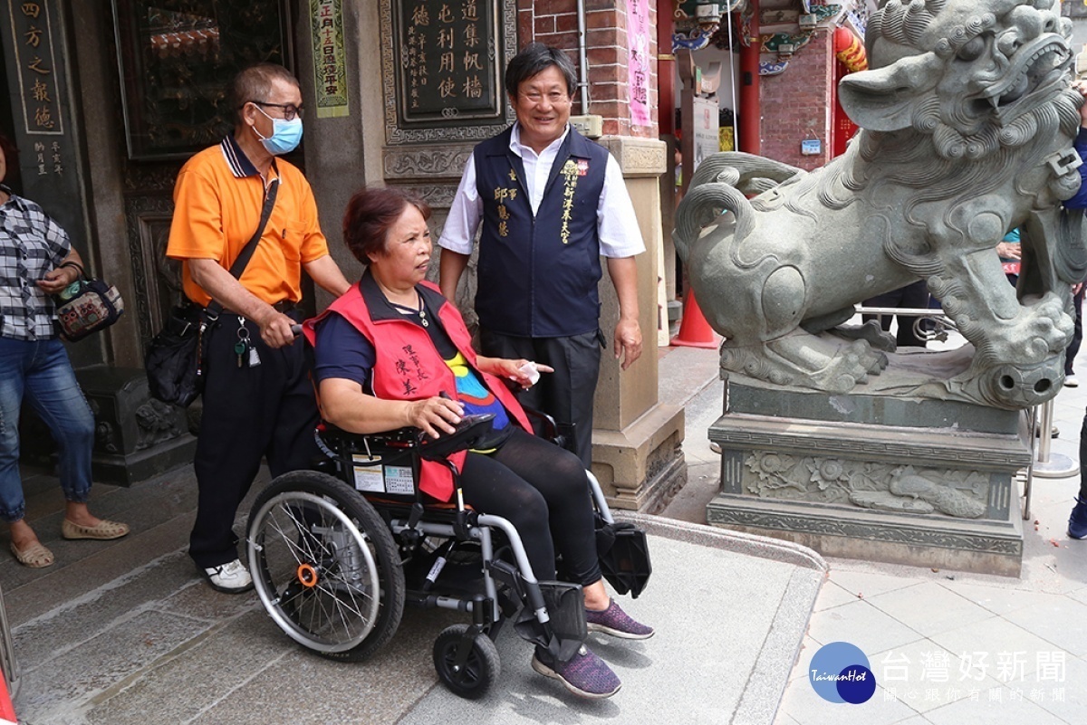 新港奉天宮全力推動無障礙友善環境／嘉義縣府提供