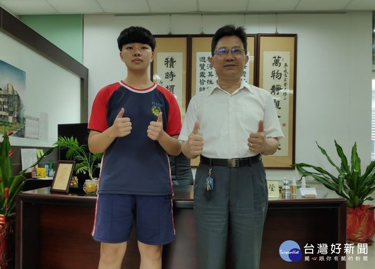 109學年度技專校院各項錄取成績紛紛出爐，北港農工表現不俗，尤其三年前選擇就近入學的同學，在繁星、技優保送、公費生等榜單上，有著優異的表現。