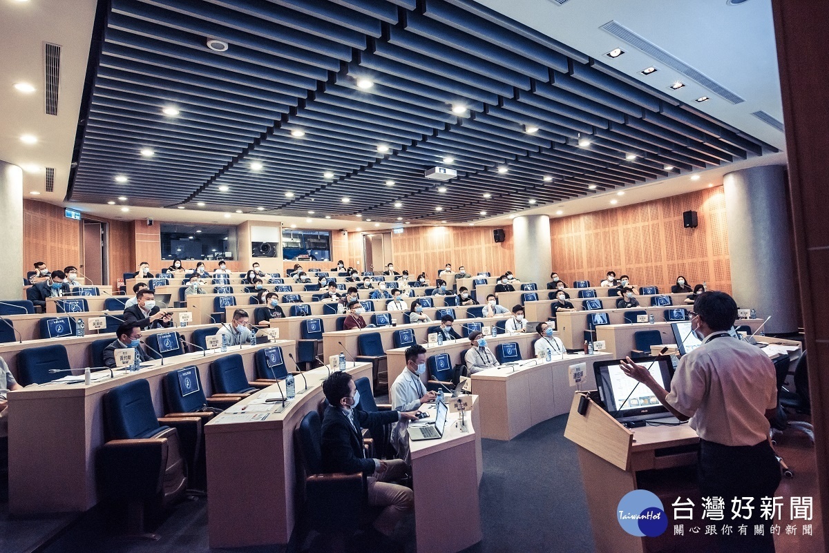 微創手術訓練中心訂定最安全上課方式,以分組分流方式上課。