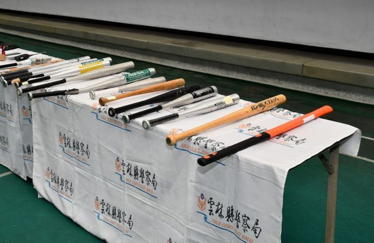 雲林縣警局全面執行專案查緝工作,共計檢肅治平專案目標2名,拘提、逮捕集團成員及暴力、槍毒犯罪嫌犯共超過50人,成效斐然。