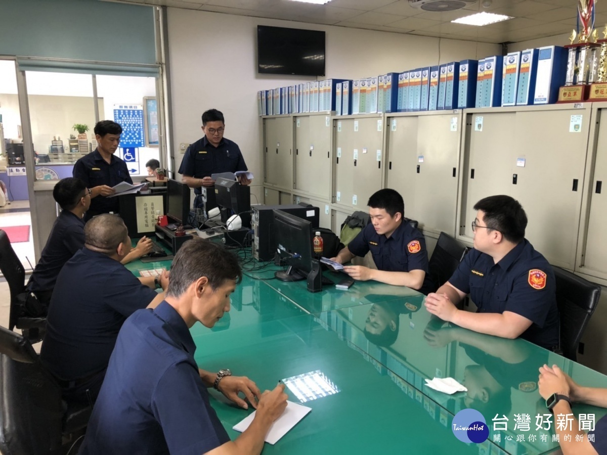 楊梅分局長林信雄表示,交通大執法的目的不是為績效,為有效改善交通秩序。