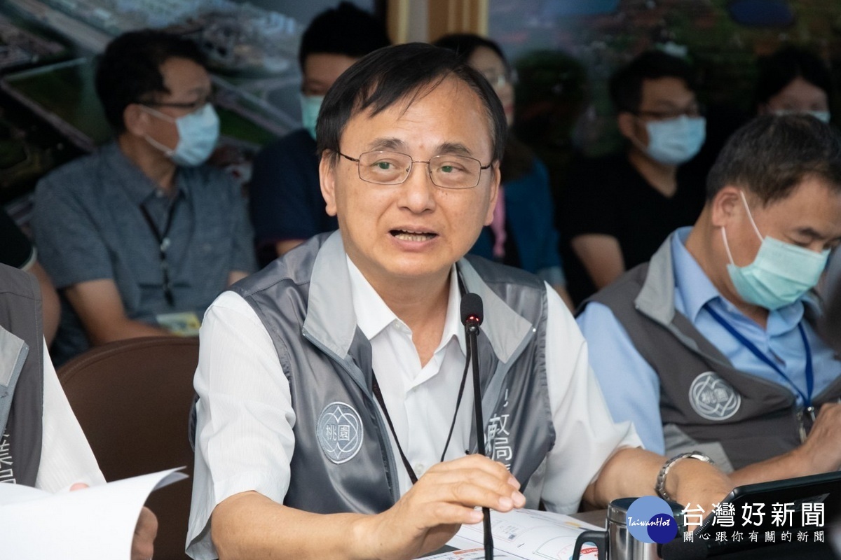 針對「實價登錄2.0」新制將於7月1日正式上路,桃園市政府地政局長陳錫禎於市政會議中進行專題報告。