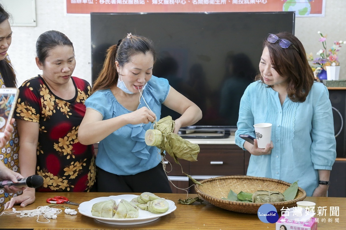 越南粽得切片了食用。