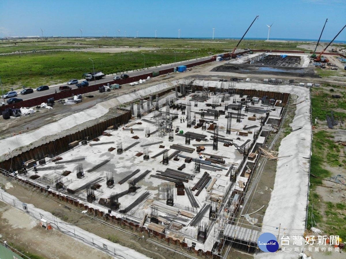 大彰化東南及西南第一階段離岸風場兩座陸上變電站,主建築物地基工程工程如火如荼進行中。圖/沃旭能源提供