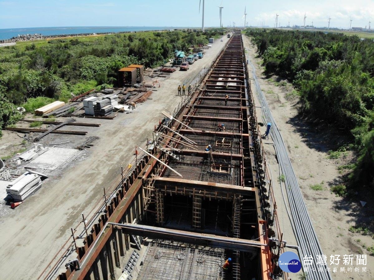 大彰化東南及西南第一階段離岸風場陸域高壓電纜隧道涵洞工程,採用金屬模板系統提高工程品質與效率 。圖/沃旭能源提供