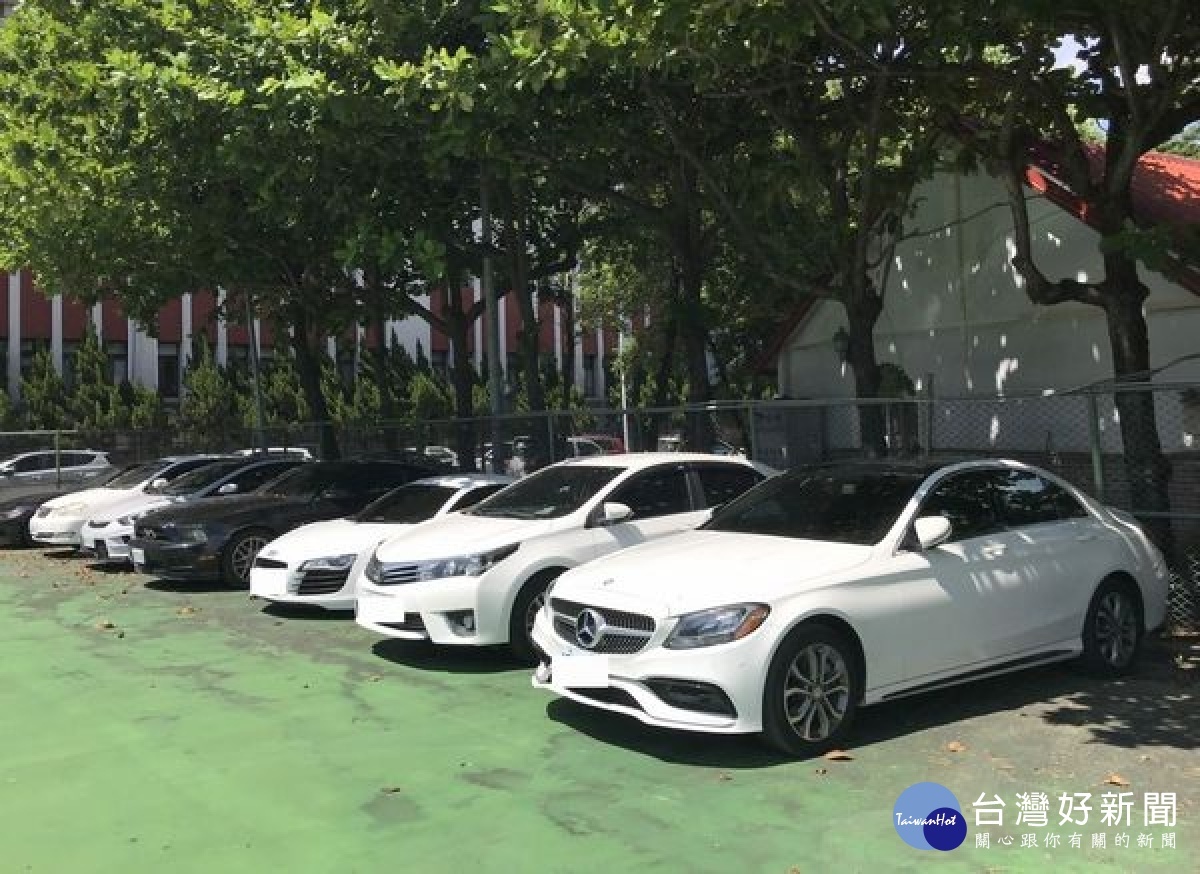 雲林縣警察局強力執行各項治安維護工作,除查緝各類槍、毒案件,亦於掃黑專案中檢肅治平專案對象到案,另針對公正所聚眾鬥毆案瓦解犯罪集團。