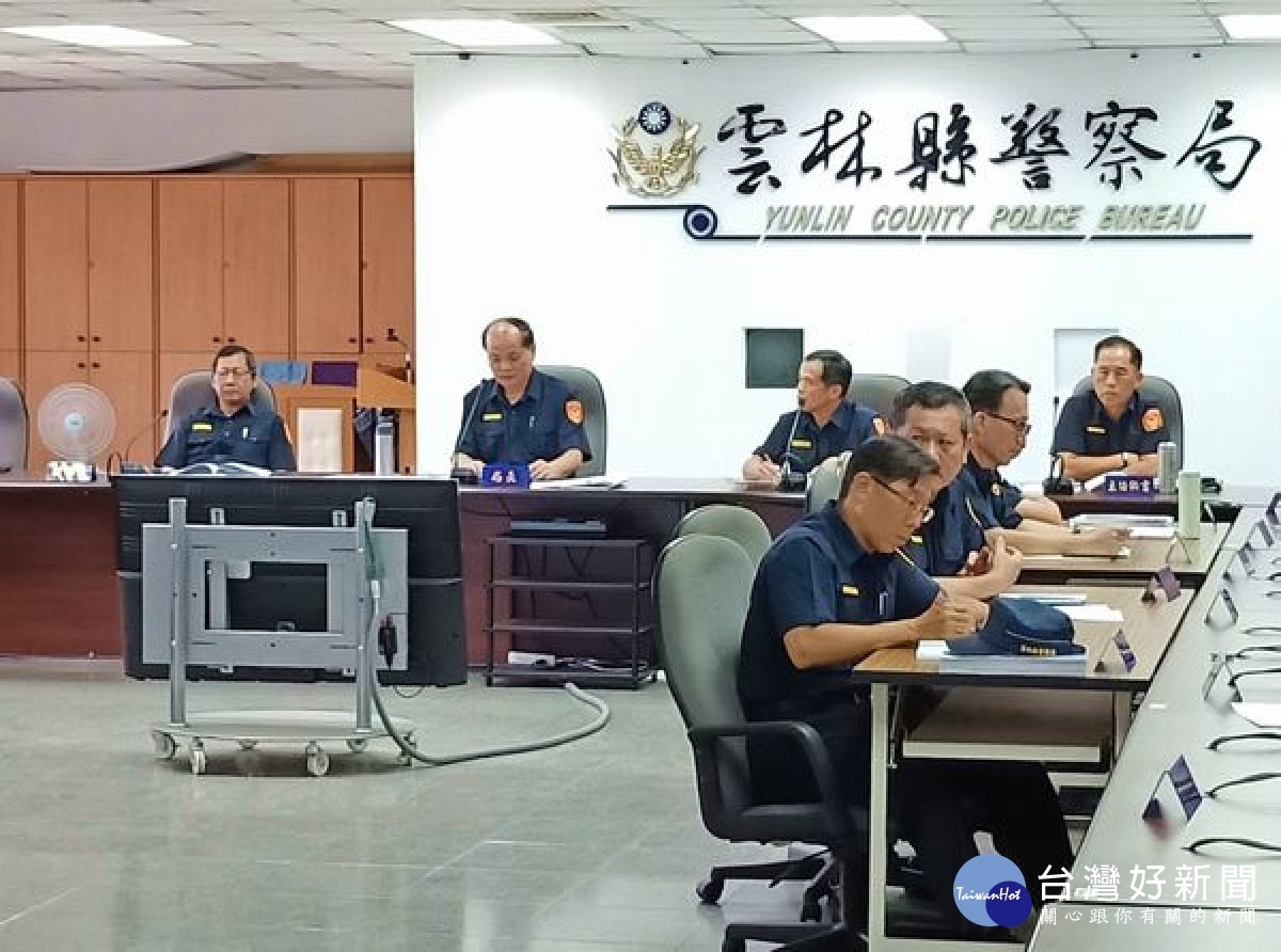 109年軍民聯合防空萬安43號演習訂於14日13時30分至14時,雲林縣警局提醒警報發放後,不實施交通管制,人車亦不用疏散避難。