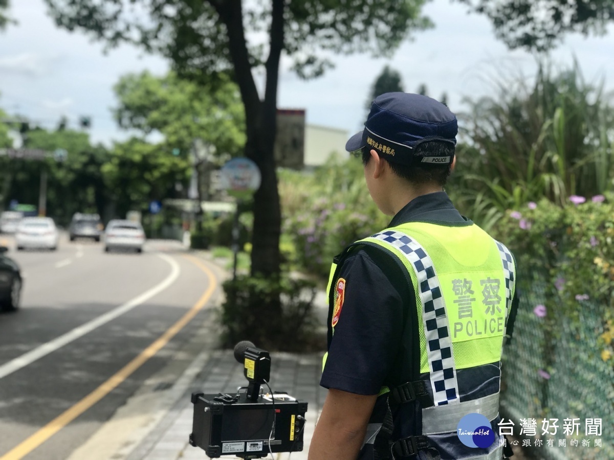 為有效遏止危險駕車及改裝噪音車，龍潭警分局加強取締工作。