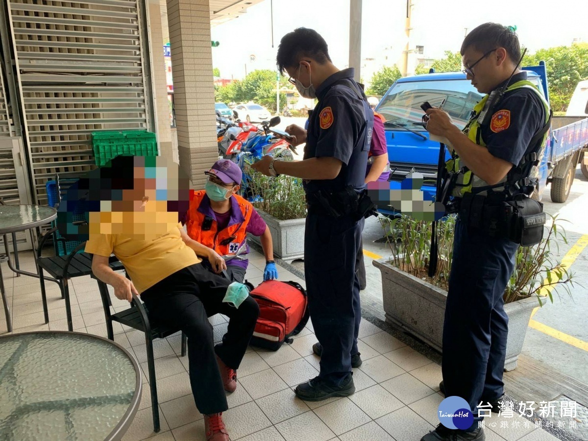 迷途老婦上錯車,警用M-POLICE查詢助返家。