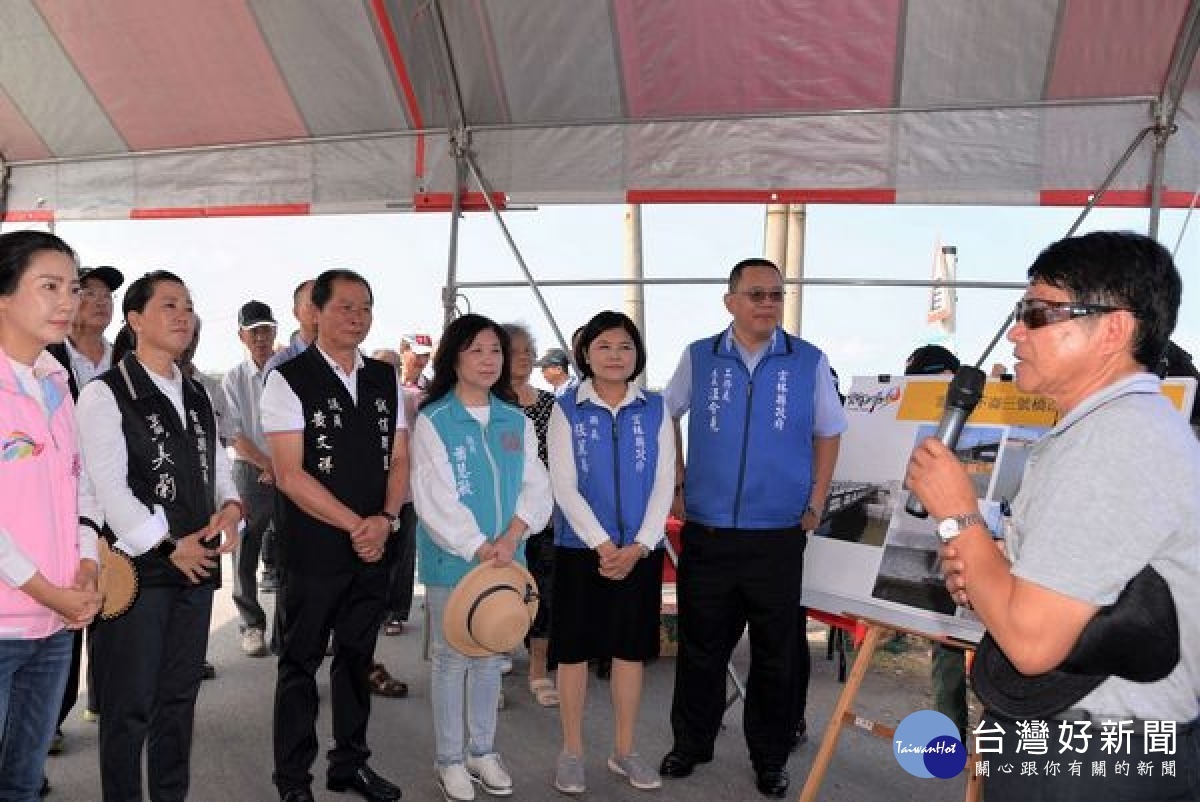 下崙三號橋開工典禮由縣長張麗善與養工處副處長陳錫恩、縣議員黃文祥、蔡孟真、蕭慧敏、黃美蘭、蔡岳儒等焚香祝禱,祈求工程順利,早日完工通行。