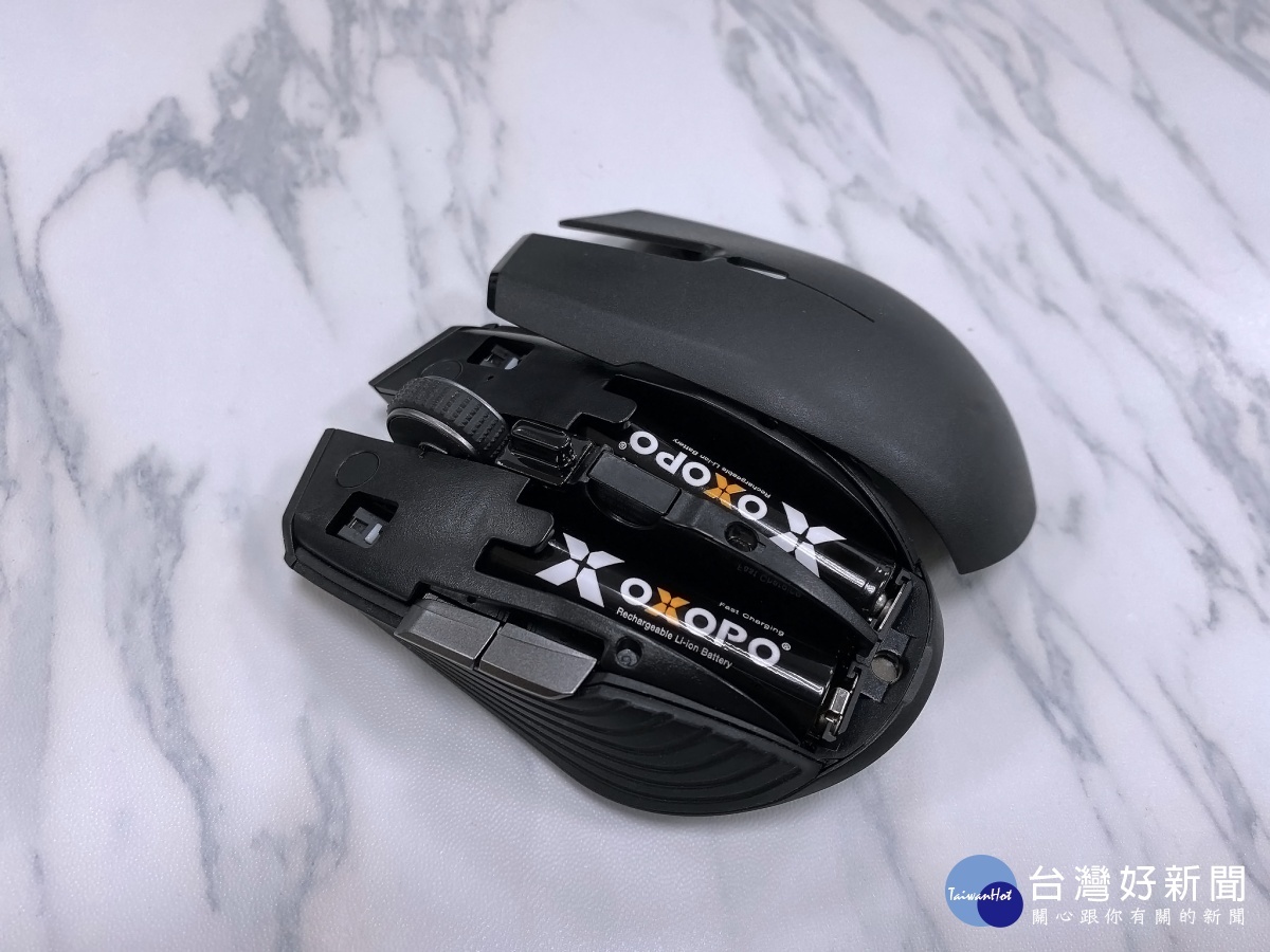 OXOPO XS系列電池穩定1.5V 輸出，適用於高功率、高耗能等相關設備。