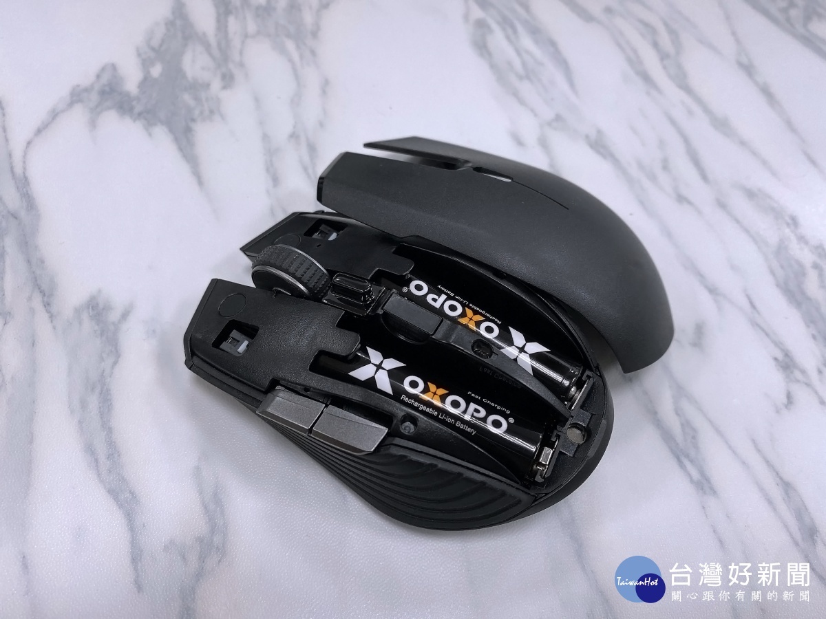 OXOPO XS系列電池穩定1.5V 輸出,適用於高功率、高耗能等相關設備。