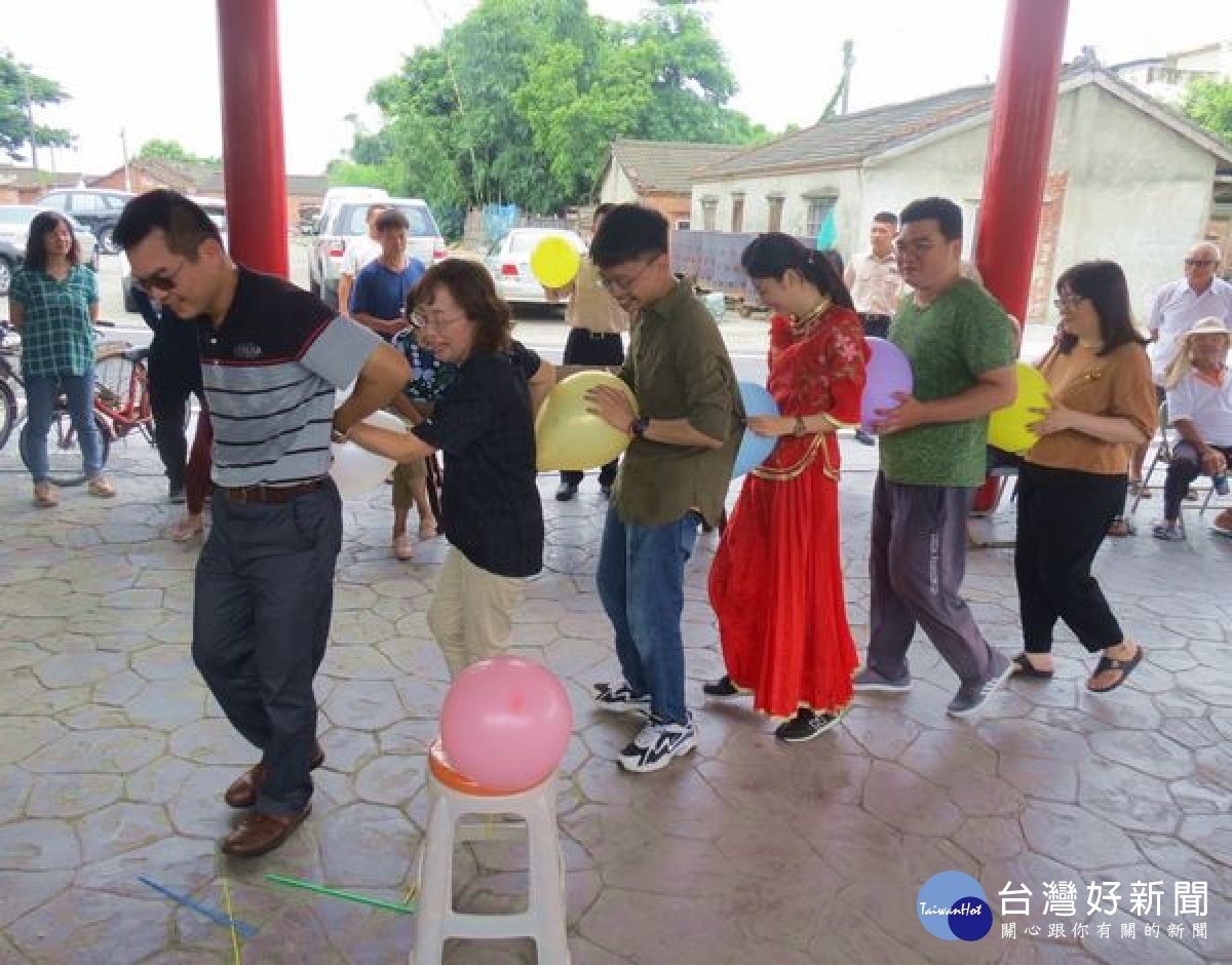 水林鄉公所將於後寮埔七星宮廣場辦理「球拋水淋意鎖情網，像極了愛情」未婚聯誼活動，透過互動遊戲牽成好姻緣。