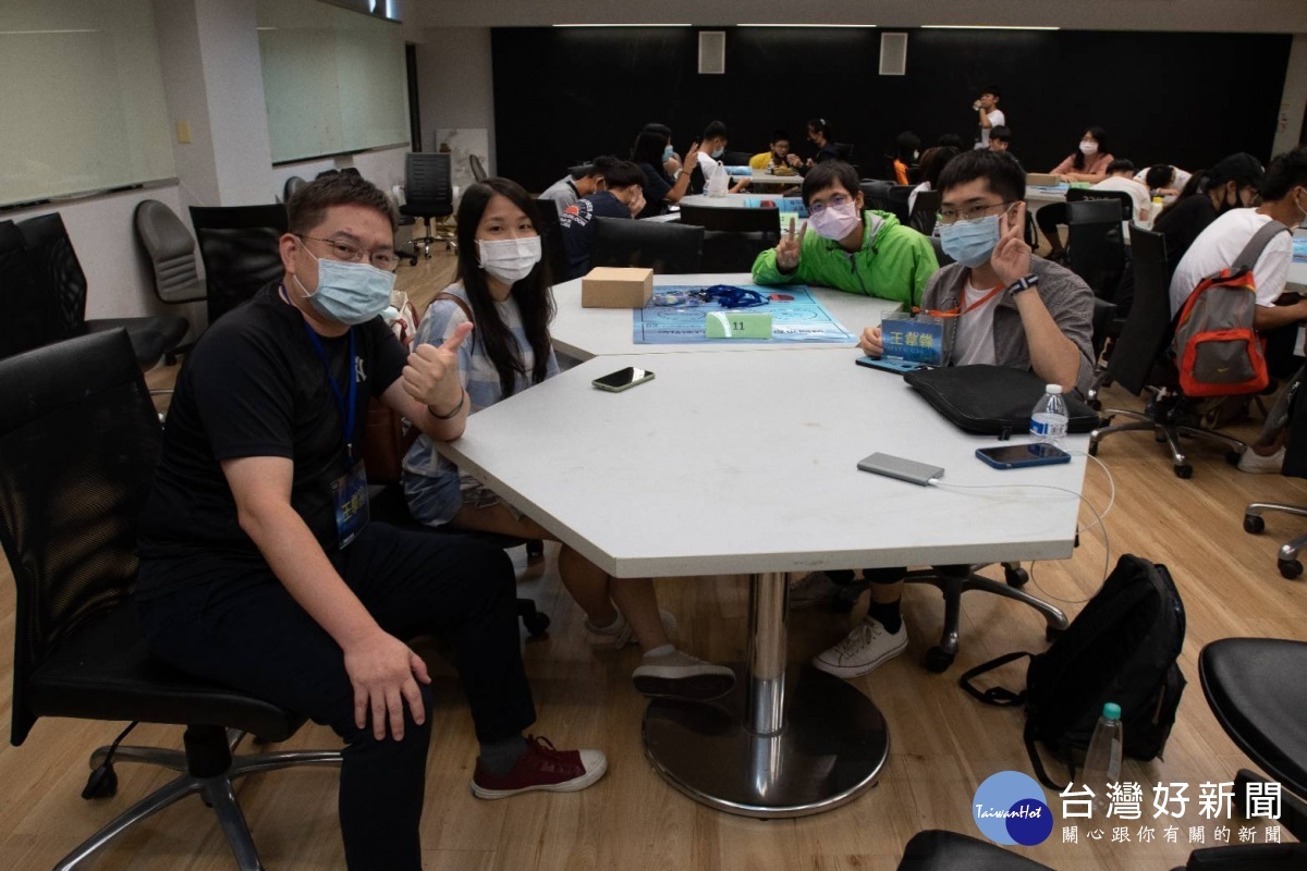 元智大學2020年金融科技研習營 用桌遊學習投資理財