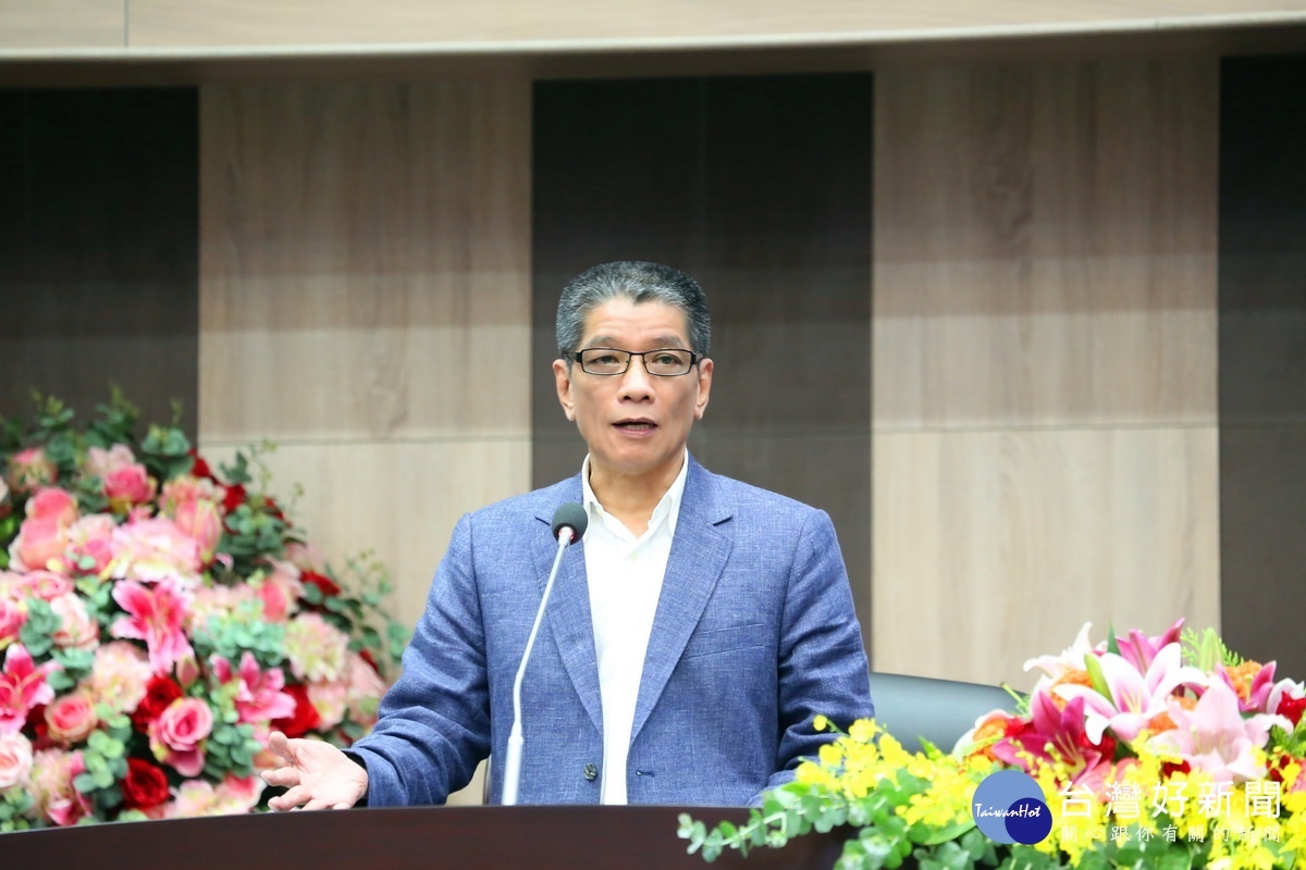 何議長肯定同仁關心縣府用心縣政。