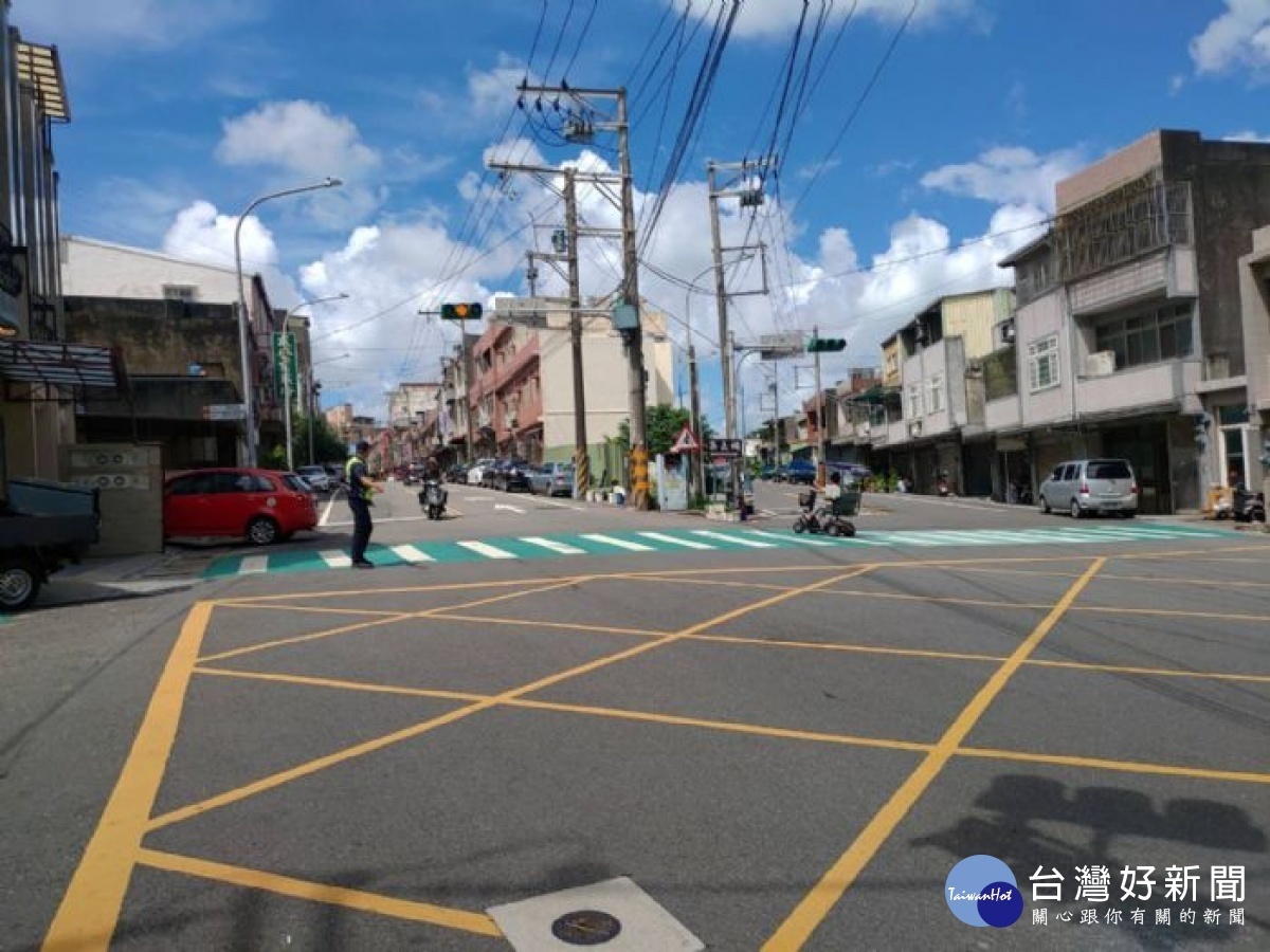 為維護路口行人通行安全,桃園市警局將自9月1日起,進行為期一個月路口安全大執法。