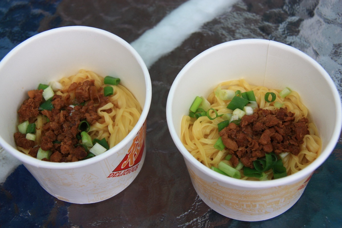 南投意麵最是美味。(記者扶小萍攝)