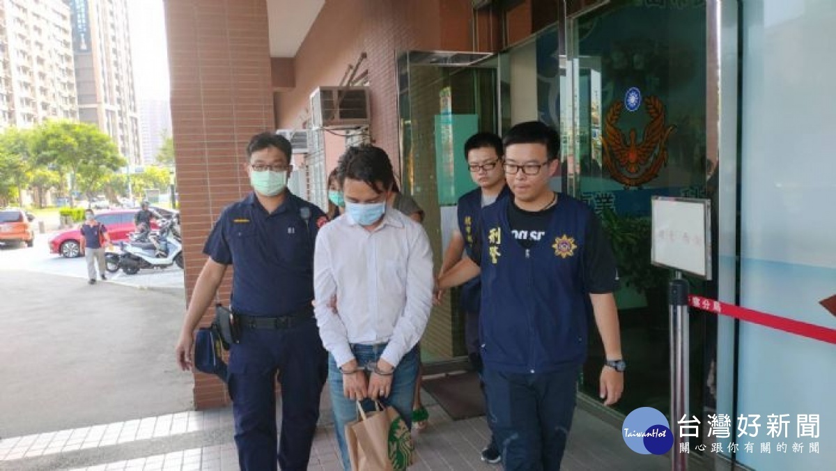 桃市警局執行「除暴專案行動」,分別查獲詐欺改造槍械、情趣用品店販毒集團及地下兵工廠案。