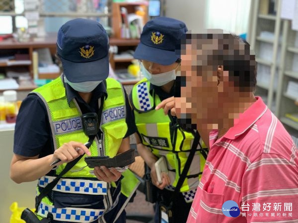 斗六農會成功辦事處發現男子欲匯款給電話中自稱其侄子之人,恐有遭詐騙疑慮,聯繫警方到場協助查證,成功攔阻男子遭詐騙財務。