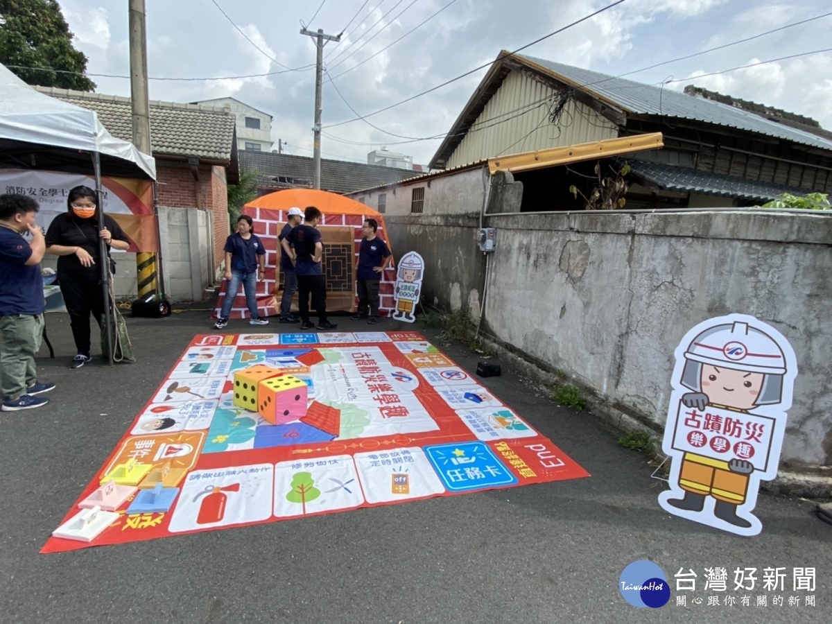 「手」護人權園遊會一隅。