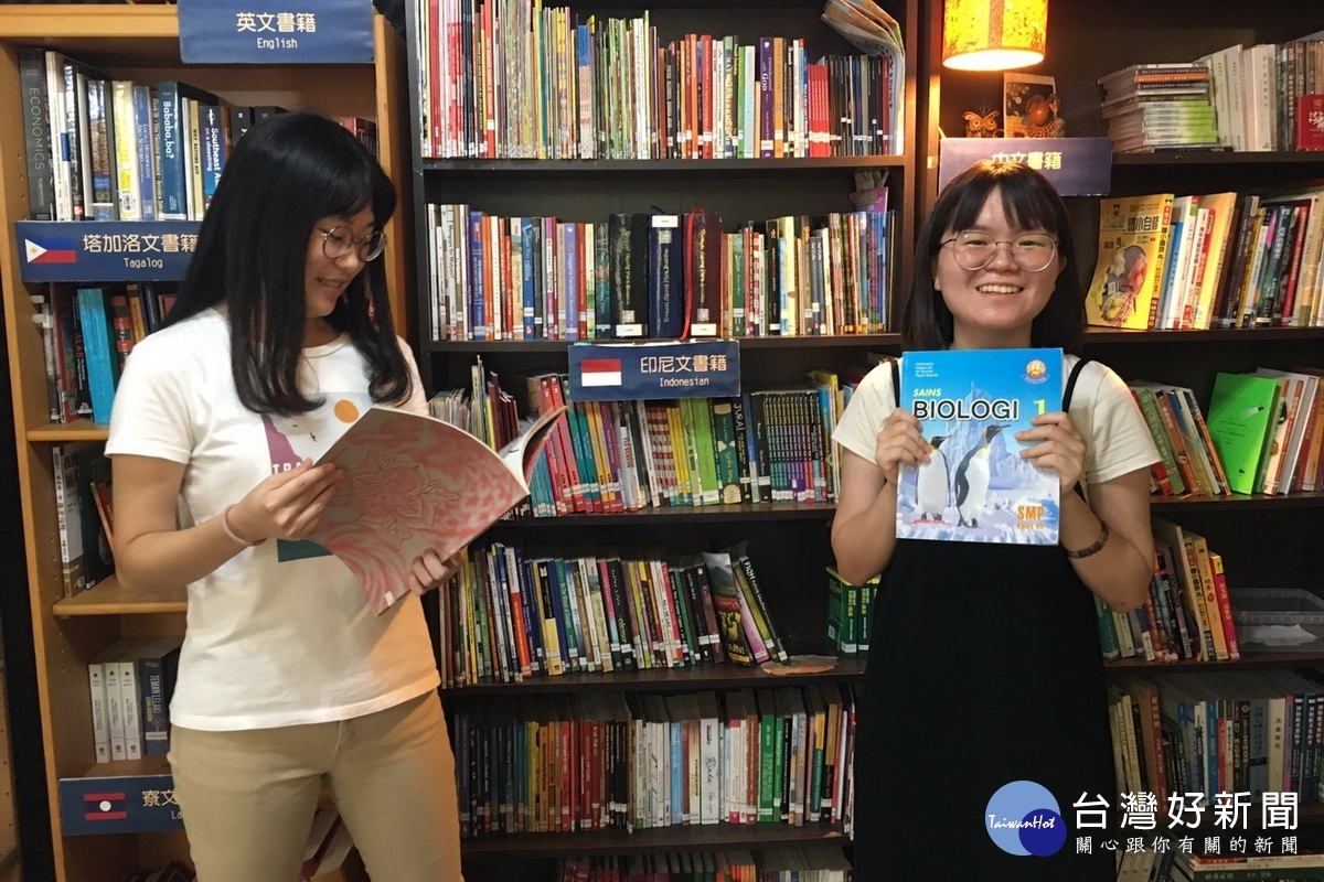 「多YOUNG桃園」團隊以東南亞主題書店「望見書間」作為藝文基地，提供移民、移工做為交流園地。