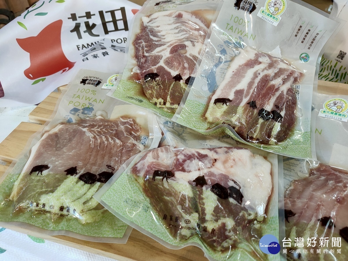 彰化縣長王惠美化身「阿美師」力推彰化健康豬肉。圖/記者鄧富珍攝