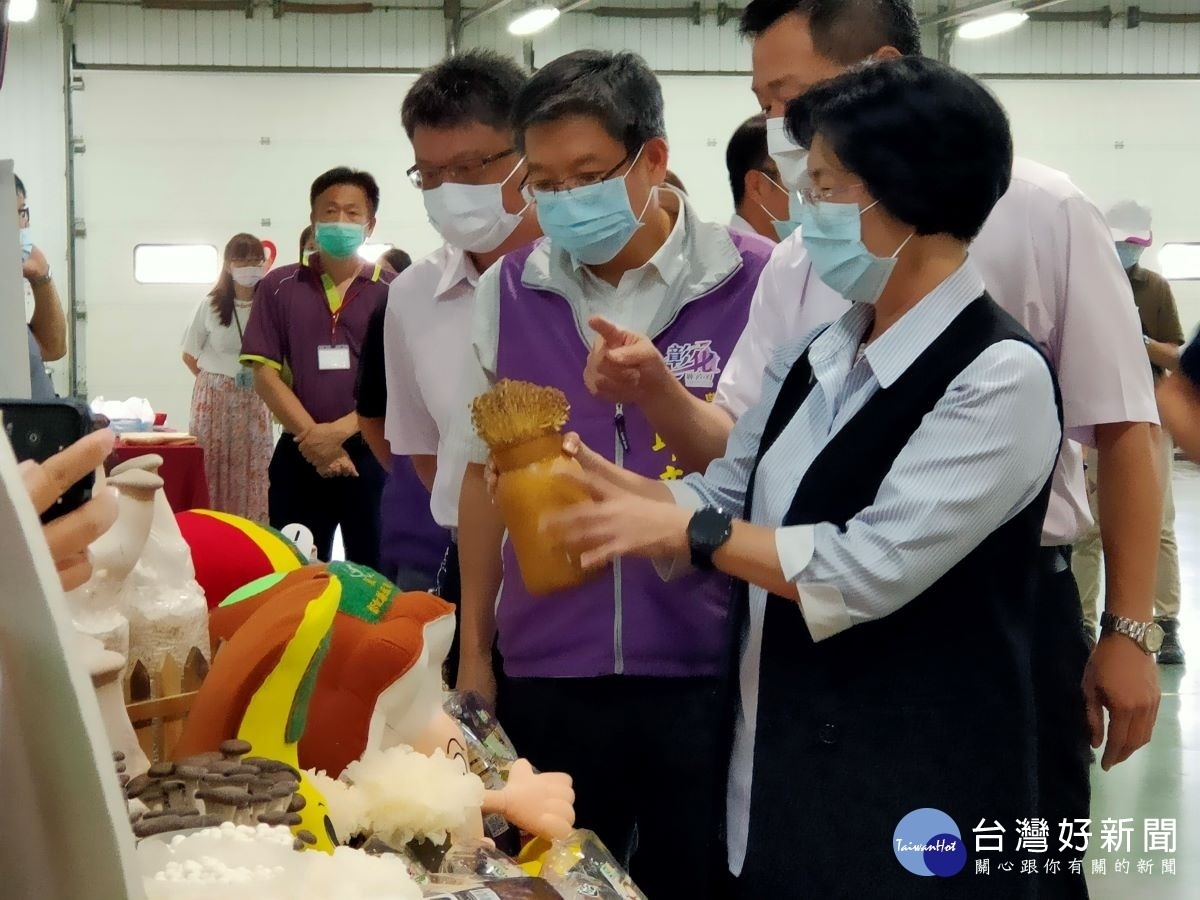 不受疫情影響逆勢上揚,彰化優鮮農產品外銷成長三成。圖/記者鄧富珍攝