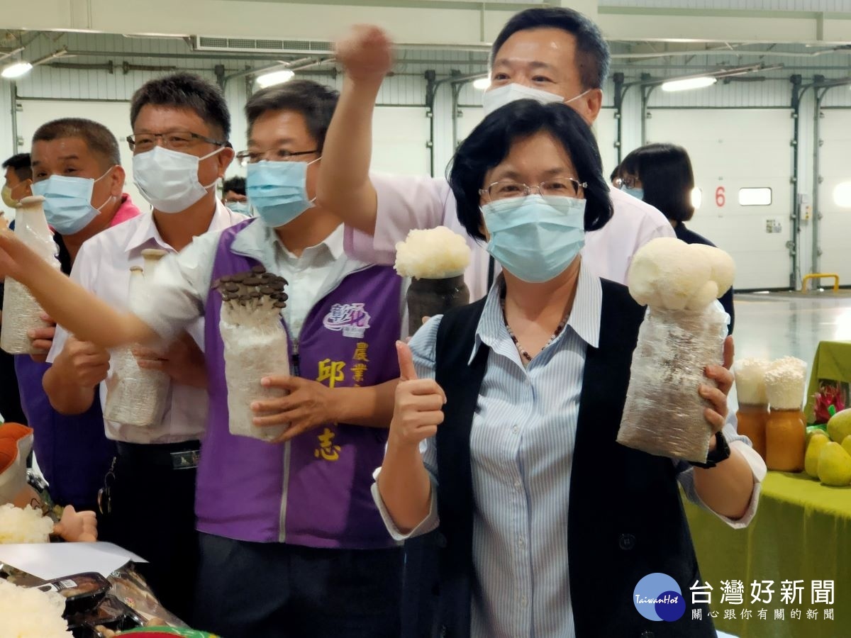 不受疫情影響逆勢上揚,彰化優鮮農產品外銷成長三成。圖/記者鄧富珍攝